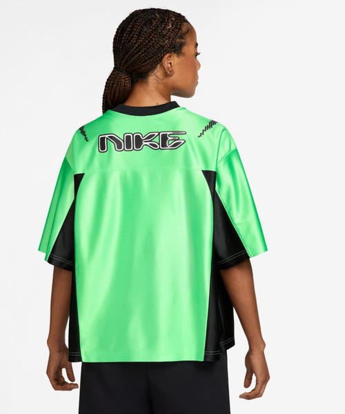 NIKE(ナイキ)の「ナイキ スポーツウェア ウィメンズ オーバーサイズド ジャージー / Nike Sportswear Women's Oversized Jersey IQ6138-336 Illusion Green(ジャージ・レディース・グリーン系その他・XS/XL/S/L)」の2枚目の写真