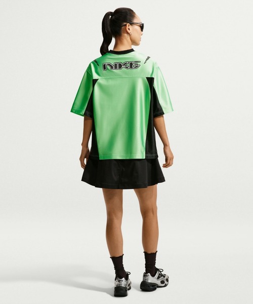 NIKE(ナイキ)の「ナイキ スポーツウェア ウィメンズ オーバーサイズド ジャージー / Nike Sportswear Women's Oversized Jersey IQ6138-336 Illusion Green(Tシャツ/カットソー・レディース・グリーン系その他・XS/XL/S/L/M)」の5枚目の写真