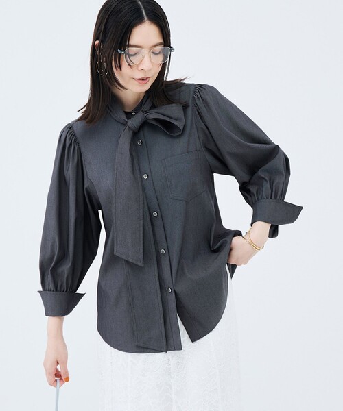 NOLLEY’S Sophi(ノーリーズソフィ)の「《セットアップ対応》ウォッシャブルバイオツイルボウタイブラウス(シャツ/ブラウス・レディース・チャコールグレー/ベビーピンク・38/36)」の13枚目の写真