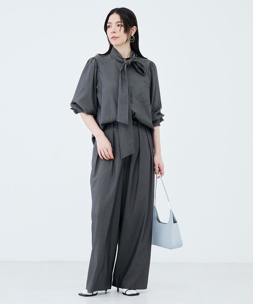 NOLLEY’S Sophi(ノーリーズソフィ)の「《セットアップ対応》ウォッシャブルバイオツイルボウタイブラウス(シャツ/ブラウス・レディース・チャコールグレー/ベビーピンク・38/36)」の21枚目の写真