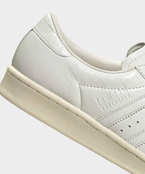 adidas（アディダス）の「スーパースター ビンテージ / Superstar Vintage / アディダスオリジナルス adidas Originals（スニーカー・メンズ・ホワイト・23.0cm/28.0cm/23.5cm/24.0cm/24.5cm/25.0cm/27.0cm/26.5cm/27.5cm/26.0cm/25.5cm/22.5cm/28.5cm/29.0cm）」の8枚目の写真