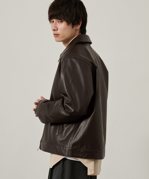 EMMA CLOTHES(エマクローズ)の「合皮ジップアップブルゾン(ブルゾン・メンズ・ダークブラウン/ブラック・M/L/S)」の11枚目の写真