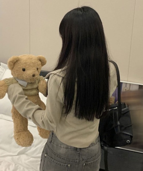 SHEPP(シープ)の「【26年秋冬新作】ヴィンテージライク イレギュラーヘム アシメ レースアップ グラフィック ロンT(Tシャツ/カットソー・レディース・カーキ・M)」の10枚目の写真