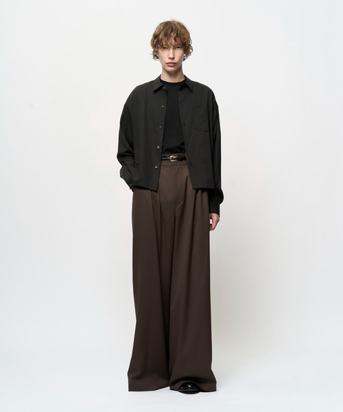 Juha(ユハ)の「TEXTURED CROPPED SHIRT(シャツ/ブラウス・メンズ・ブラック/ライトグレー・3/4)」の6枚目の写真