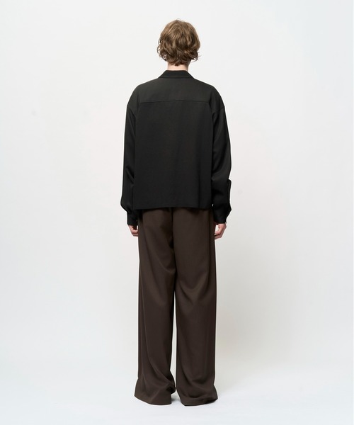 Juha(ユハ)の「TEXTURED CROPPED SHIRT(シャツ/ブラウス・メンズ・ブラック/ライトグレー・3/4)」の8枚目の写真