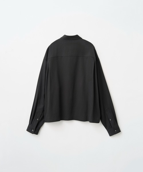 Juha(ユハ)の「TEXTURED CROPPED SHIRT(シャツ/ブラウス・メンズ・ブラック/ライトグレー・3/4)」の5枚目の写真