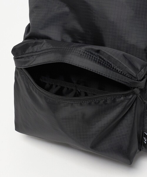 UNITED ARROWS(ユナイテッドアローズ)の「<LC by LOWERCASE>RIP STOP 20L/バックパック(バックパック/リュック・メンズ・ブラック・FREE)」の13枚目の写真