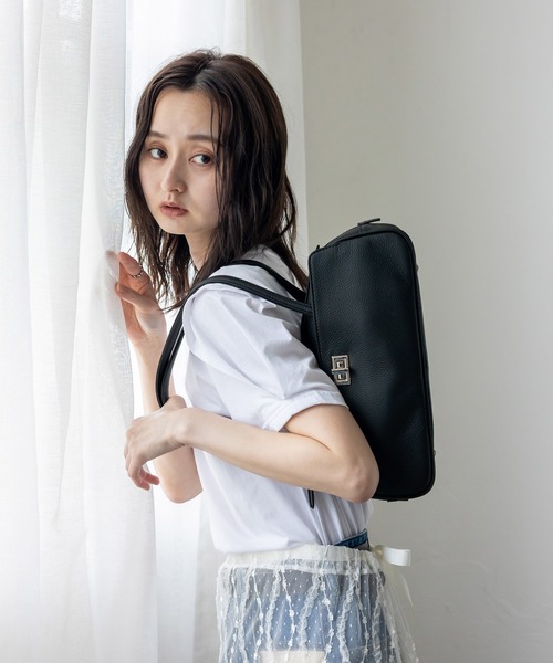 VitaFelice(ヴィータフェリーチェ)の「本革横長ロングハンドルトート ミニボストン(トートバッグ・レディース・ブラウン系/オフホワイト/ブラック・FREE)」の12枚目の写真