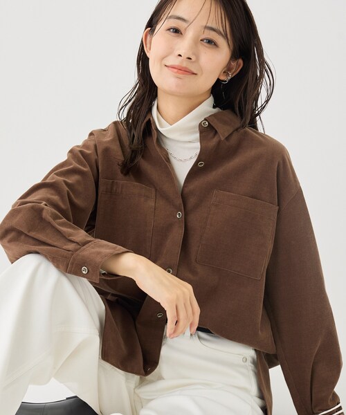 INDIVI(インディヴィ)の「【大人コーデュロイ/SETUP可】オーバーサイズシャツ(シャツ/ブラウス・レディース・ブラウン系その他/ブルー/ライトグレー・38/34/15 /13/05/19)」の14枚目の写真