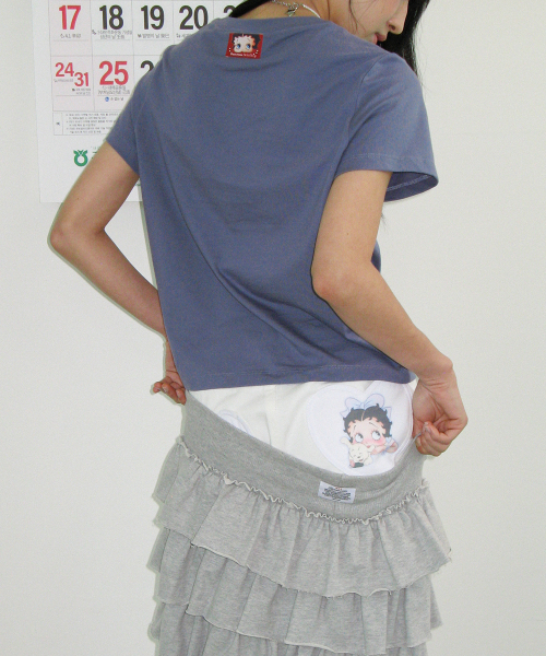 RONRON(ロンロン)の「BETTY BOOP RIBBON APPLIQUE CROP T SHIRT NAVY(Tシャツ/カットソー・レディース・その他・FREE)」の3枚目の写真