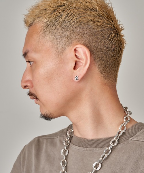 JUSTIN DAVIS（ジャスティンデイビス）の「"EK.S"Earring（ピアス（片耳用）・メンズ・シルバー・FREE）」の2枚目の写真