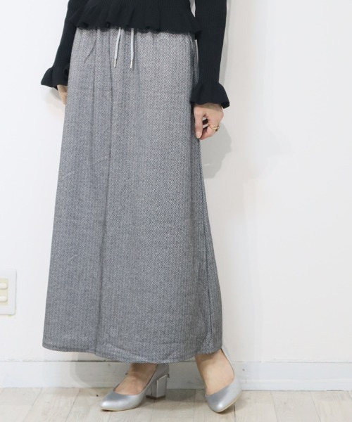 DISKEEN SURE(ディスキーンシュアー)の「クラシカルで大人っぽい!ヘリンボーンフレアロングスカート(スカート・レディース・ブラック/ベージュ/ブラウン/グレー・FREE)」の7枚目の写真