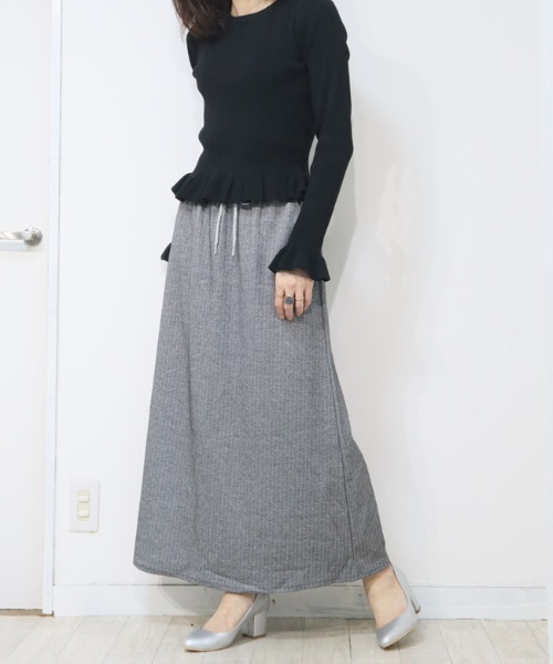 DISKEEN SURE(ディスキーンシュアー)の「クラシカルで大人っぽい!ヘリンボーンフレアロングスカート(スカート・レディース・ブラック/ベージュ/ブラウン/グレー・FREE)」の11枚目の写真