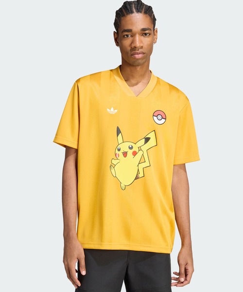adidas(アディダス)の「Pokemon ジャージTシャツ / アディダスオリジナルス adidas Originals(Tシャツ/カットソー・メンズ・イエロー・X-LARGE/LARGE/3XL/XX-LARGE/X-SMALL/SMALL/MEDIUM/XX-SMALL)」の3枚目の写真