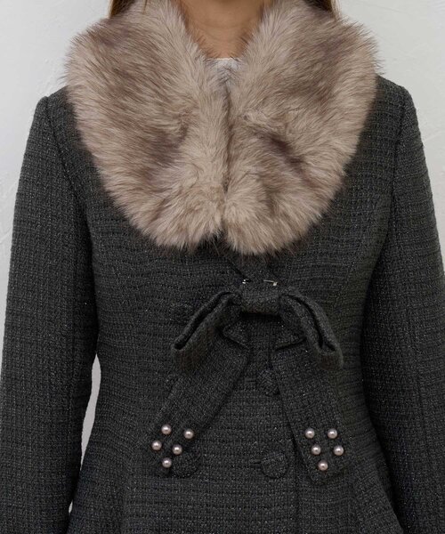 Belle Charme(ベルシャルム)の「【Belle Charme】Fur Tweed Peplum Jacket(テーラードジャケット・レディース・アイボリー/グレー・FREE)」の11枚目の写真