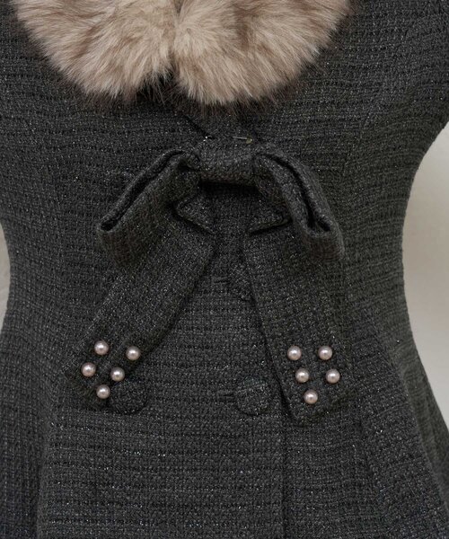 Belle Charme(ベルシャルム)の「【Belle Charme】Fur Tweed Peplum Jacket(テーラードジャケット・レディース・アイボリー/グレー・FREE)」の13枚目の写真