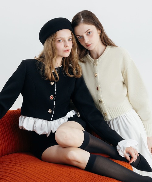 EIMY ISTOIRE(エイミーイストワール)の「BIJOU KNIT CARDIGAN(ノーカラージャケット・レディース・オフホワイト/ブラウン/ブラック/チャコールグレー・FREE)」の8枚目の写真