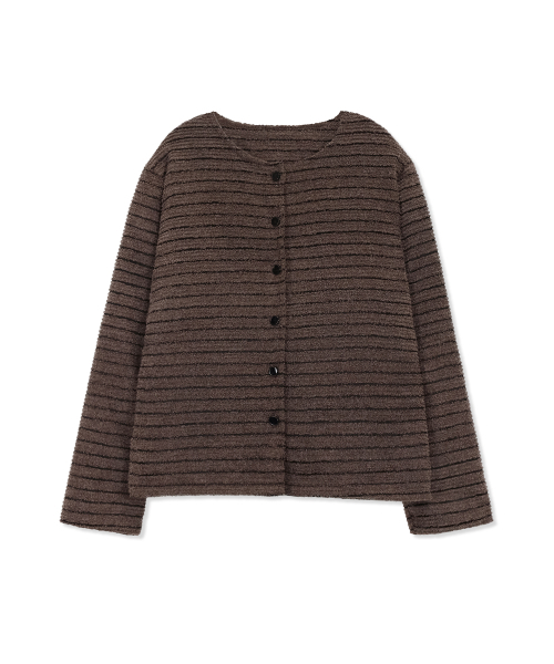Yuje(ユジェ)の「FUR STRIPE CARDIGAN (2color)(カーディガン/ボレロ・レディース・ブラウン/ベージュ・FREE)」の9枚目の写真