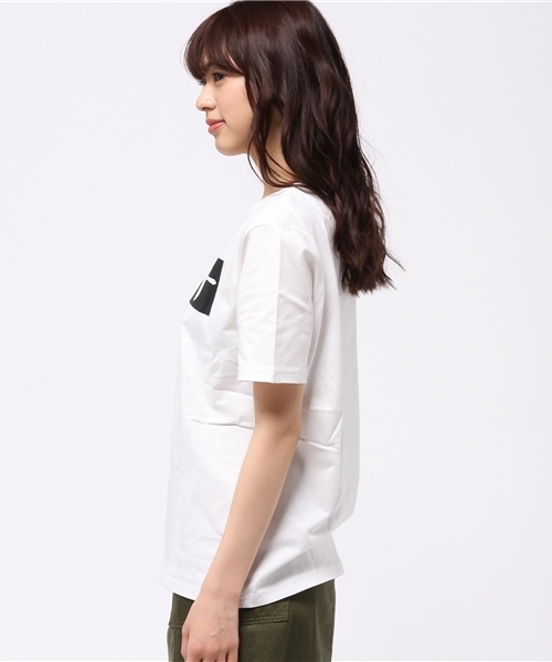 VENCEEXCHANGE（ヴァンスエクスチェンジ）の「EVERLAST エバーラスト ボックスロゴTシャツ（Tシャツ/カットソー・レディース・オフホワイト/ブラック・MEDIUM）」の4枚目の写真