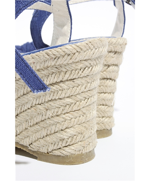earth music&ecology（アースミュージックアンドエコロジー）の「★宮崎あおい　CM着用★RibbonJute/Sandals（サンダル・レディース・レッド/ブラック/ベージュ/ブルー・MEDIUM/LARGE/SMALL）」の9枚目の写真