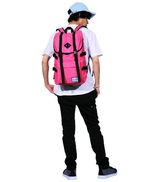 8(eight)(エイト)の「ナイロン リュックサック 大容量(バックパック/リュック・メンズ・グリーン/ブラック×ブルー/ブラック×イエロー/ブラック×ピンク/ヘザーグレー/グレー×ピンク/ブラック×グリーン/ブラック×レッド/ピンク/ブルー/パープル・FREE)」の22枚目の写真