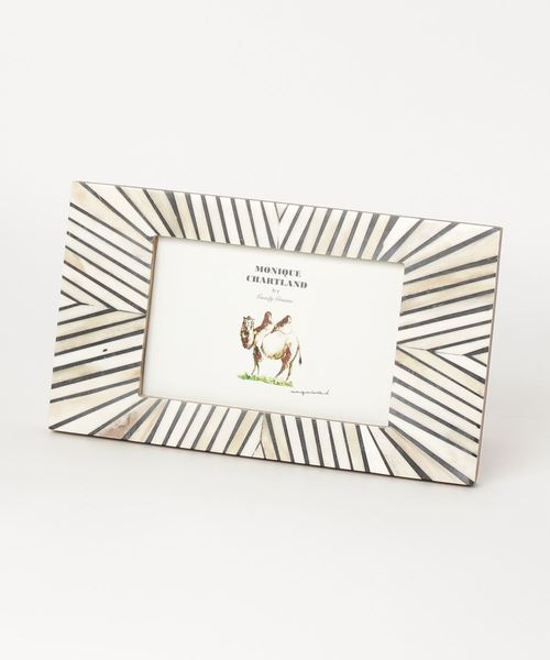 MONIQUE CHARTLAND by GOODY GRAMS（モニークチャートランドバイグッディグラムス）の「PHOTO FRAME-ASURBANDH フォトフレーム アスルナンド（フォトフレーム・レディース・その他・FREE）」の4枚目の写真