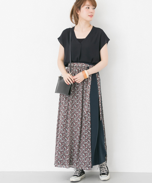 URBAN RESEARCH（アーバンリサーチ）の「Vネックジョーゼットブラウス  