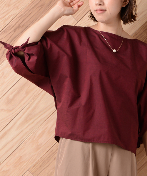 un dix cors（アンディコール）の「袖リボンドルマンブラウス（シャツ/ブラウス・レディース・レッド/ブラック・ﾌﾘ-）」の3枚目の写真