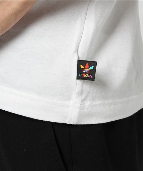 adidas Originals（アディダスオリジナルス）の「オリジナルス トレフォイルロゴTシャツ LOGO TEE（Tシャツ/カットソー・メンズ・ホワイト・SMALL/MEDIUM/LARGE/X-LARGE/XXX-LARGE/XX-LARGE/X-SMALL/XX-SMALL）」の7枚目の写真