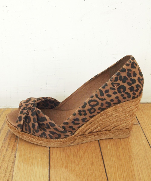 BEAUTY&YOUTH UNITED ARROWS（ビューティーアンドユースユナイテッドアローズ）の「BYTF ∵Gaimo クロスウェッジソールレオパードサンダル ◆（サンダル・レディース・レオパード・35/36/37/38）」の4枚目の写真