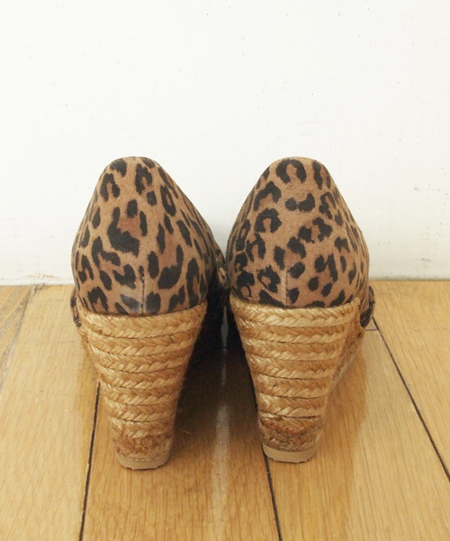 BEAUTY&YOUTH UNITED ARROWS（ビューティーアンドユースユナイテッドアローズ）の「BYTF ∵Gaimo クロスウェッジソールレオパードサンダル ◆（サンダル・レディース・レオパード・35/36/37/38）」の5枚目の写真