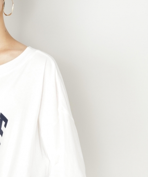 LOWRYS FARM(ローリーズファーム)の「カレッジBIGロゴTシャツ 802182(Tシャツ/カットソー・レディース・グレー/イエロー/ホワイト×レッド/ホワイト×ネイビー・FREE)」の13枚目の写真