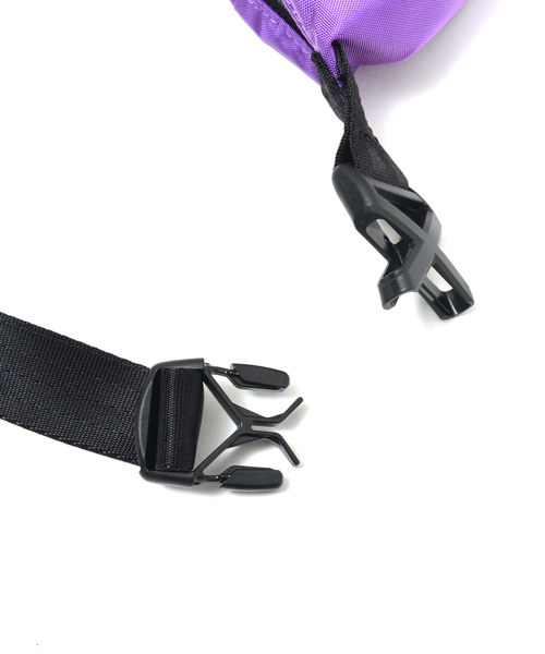 MEI（メイ）の「【MEI】ミニマムウエストバック（ボディバッグ/ウエストポーチ・メンズ・ブラック/パープル/ネイビー/オリーブ/イエロー/グリーン/レッド・FREE）」の14枚目の写真