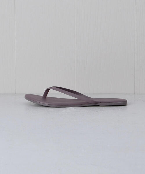 TKEES（ティキーズ）の「＜TKEES＞TONG SANDALS/サンダル（サンダル・レディース・ブラック/ブラウン/パープル・7/6/5/8）」の3枚目の写真