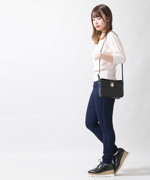 WEGO(ウィゴー)の「WEGO VINTAGE/ケーブル5分袖スリーブニット(ニット/セーター・レディース・ブラック/ダークグリーン/ピンク/アイボリー/キャメル・FREE)」の7枚目の写真