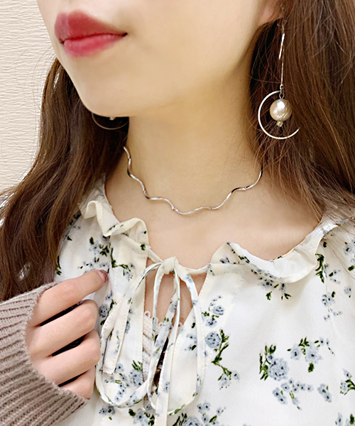 apres jour（アプレジュール）の「【apres jour×ARIAZ】うねうねチョーカー（ネックレス・レディース・ゴールド/ピンク系その他/シルバー・FREE）」の17枚目の写真