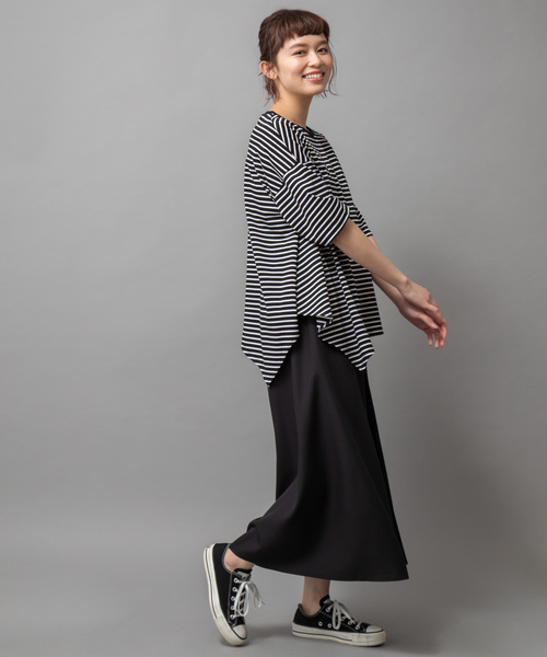 Munich（ミューニック）の「ドライタッチジャージアシンメトリーTシャツ（Tシャツ/カットソー・レディース・ホワイト/ブラック/レッド/カーキ/ホワイト×ブラック/ブラック×ホワイト・FREE）」の8枚目の写真