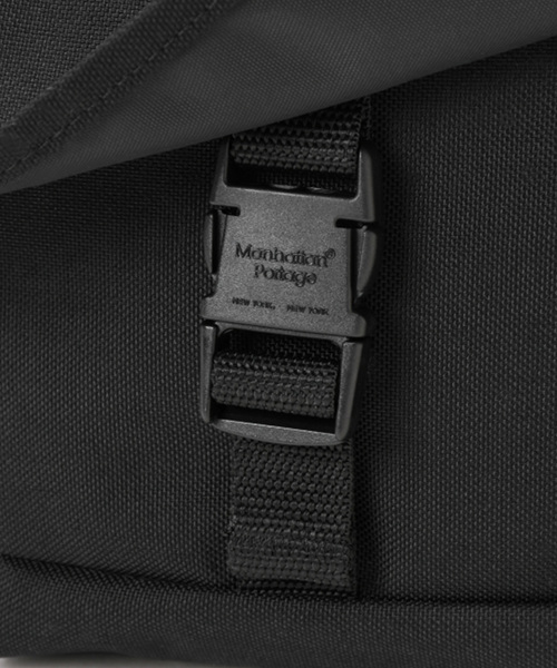 Manhattan Portage（マンハッタンポーテージ）の「Buckle NY Casual Messenger Bag