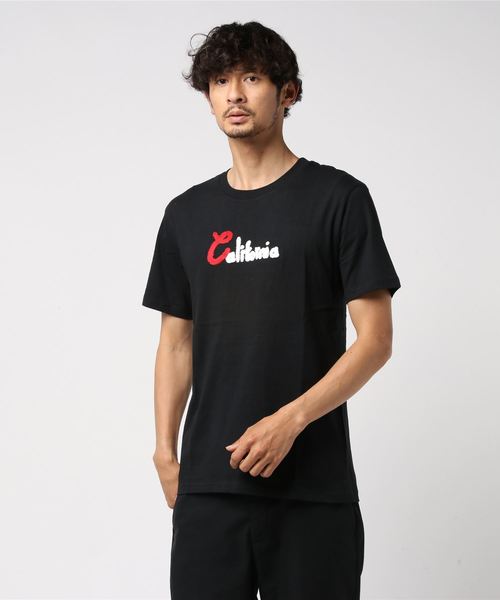 Blue Standard (ブルースタンダード)の「【BLUE STANDARD】サガラ刺繍Tシャツ ワッペン刺繍(Tシャツ/カットソー・メンズ・ホワイト/ブラック/ホワイト系その他/グレー系その他・MEDIUM/LARGE/X-LARGE)」の2枚目の写真