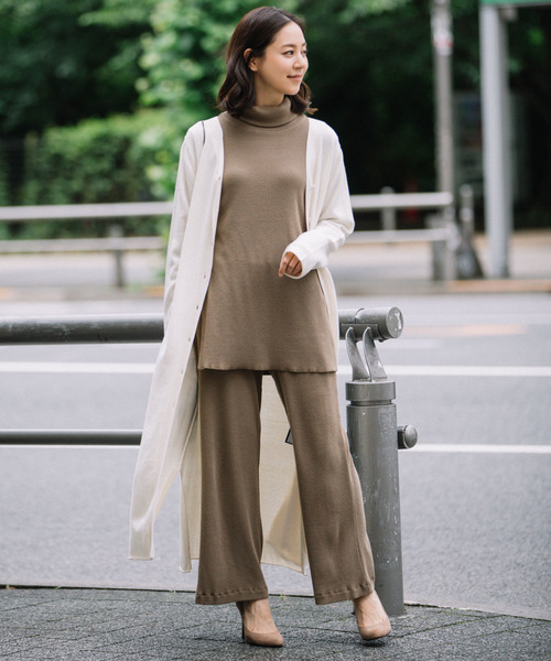 Munich(ミューニック)の「ストレッチウォームリブニット タートルネックプルオーバー【セットアップ可】(Tシャツ/カットソー・レディース・チャコールグレー/ブラック/モカ/グレイッシュベージュ・FREE)」の11枚目の写真