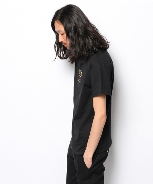 And A(アンドエー)の「Boutique T-shirt (LABRAT)(Tシャツ/カットソー・メンズ・ブラック/ホワイト・MEDIUM/SMALL)」の3枚目の写真