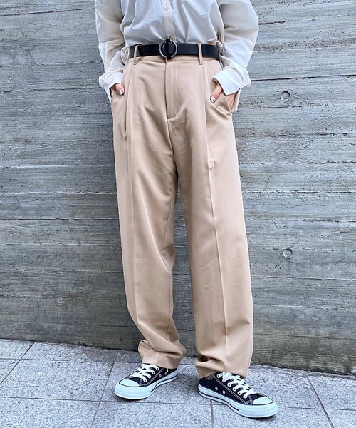 PAGEBOY(ページボーイ)の「【WEB限定アイテム】センタープレススラックス(スラックス・レディース・ダークブラウン/パープル/ピンク/ダークブルー/ブラウン系その他/ダークパープル/オフホワイト/ベージュ/ライトグリーン/ダークグリーン・SMALL/MEDIUM)」の6枚目の写真