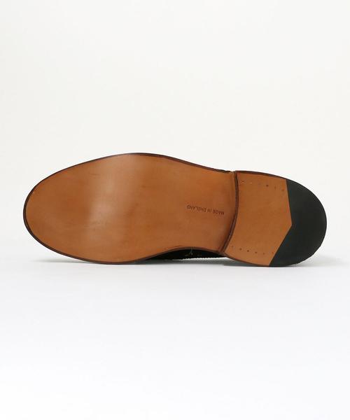 Tricker