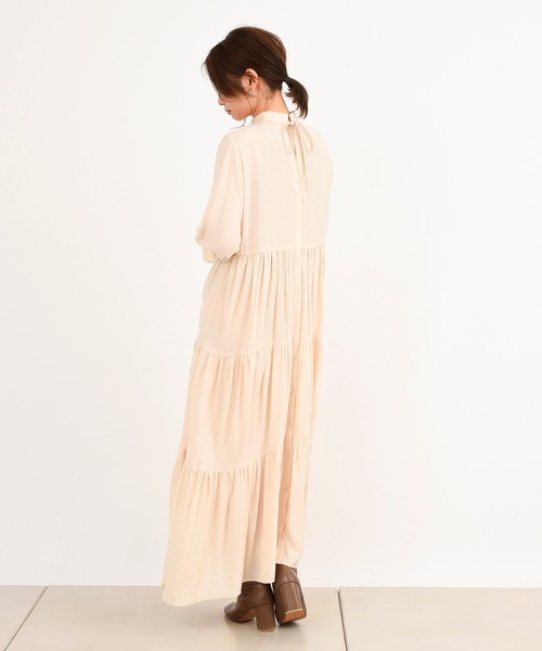 DouDou（ドゥドゥ）の「ギャザー2WAYワンピース（ワンピース・レディース・ブラック/オフホワイト/カーキ・FREE）」の14枚目の写真