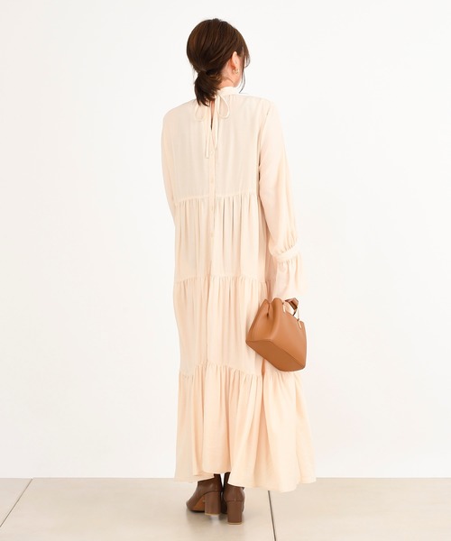 DouDou（ドゥドゥ）の「ギャザー2WAYワンピース（ワンピース・レディース・ブラック/オフホワイト/カーキ・FREE）」の15枚目の写真