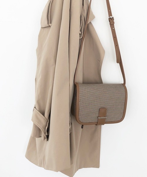 shopnikoniko(ショップニコニコ)の「チェック柄ショルダーバッグ(ショルダーバッグ・レディース・ブラック/ベージュ/ブラウン・フリー)」の17枚目の写真
