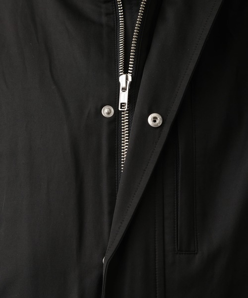 JUNRED(ジュンレッド)の「高密度サテン ハイネックマウンテンパーカー(ブルゾン・メンズ・ブラック/ベージュ/カーキ・S/M/L)」の10枚目の写真