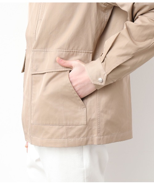 JUNRED(ジュンレッド)の「高密度サテン ハイネックマウンテンパーカー(ブルゾン・メンズ・ブラック/ベージュ/カーキ・S/M/L)」の13枚目の写真