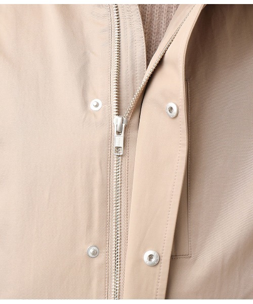 JUNRED(ジュンレッド)の「高密度サテン ハイネックマウンテンパーカー(ブルゾン・メンズ・ブラック/ベージュ/カーキ・S/M/L)」の14枚目の写真