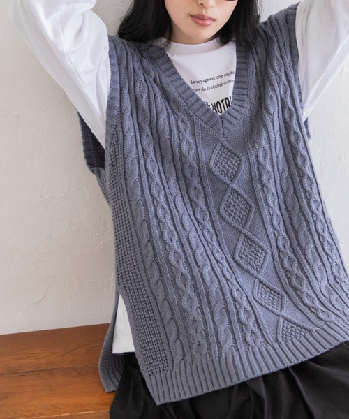 Mysa&Liina（ミーサリーナ）の「ケーブルニットベスト（ベスト・レディース・ベージュ/オフホワイト/モカ/ホワイト/ブラック/ブラウン/グリーン/ピンク/ブルー/サックスブルー・FREE/M）」の9枚目の写真